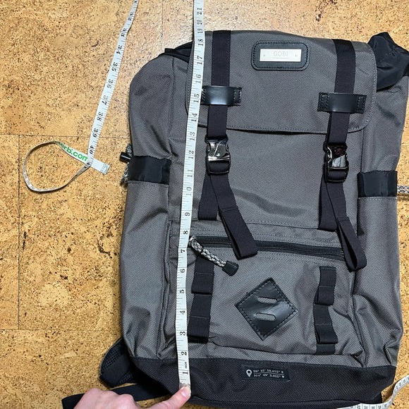 Gobi Getaway Gray & Black Unisex Backpack NWOT - Picture 15 of 16
